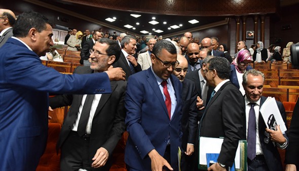 رسميا.. حكومة العثماني تحصل على ثقة البرلمان بـ208 صوتاً