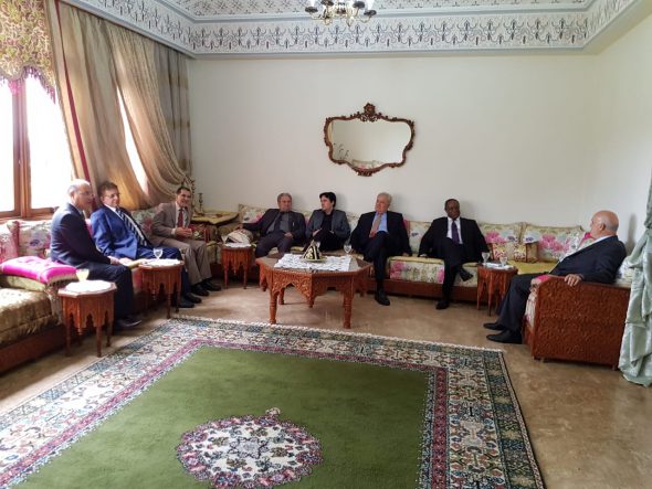 رئيس الحكومة يشيد بأصدقاء المغرب بالبرازيل