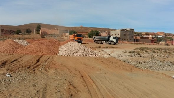 تنغير : عزلة دواوير ” أنو نيزم” في الطريق إلى الفك والتعاون الجيد مع الساكنة يسرع وتيرة الإنجاز