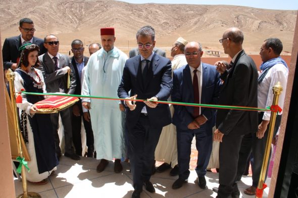 الزيتوني يعطي انطلاقة مشاريع تنموية بإقليم تنغير