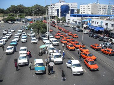 أكادير: استنكار شديد اللهجة لسائقي الطاكسيات حول المأدونيات الجديدة‎