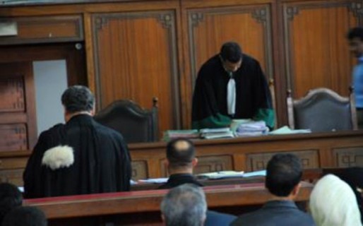 هذا ما قاله الأستاذ المحامي المو…بعد تأجيل محاكمة قتلة الشهيد إزم
