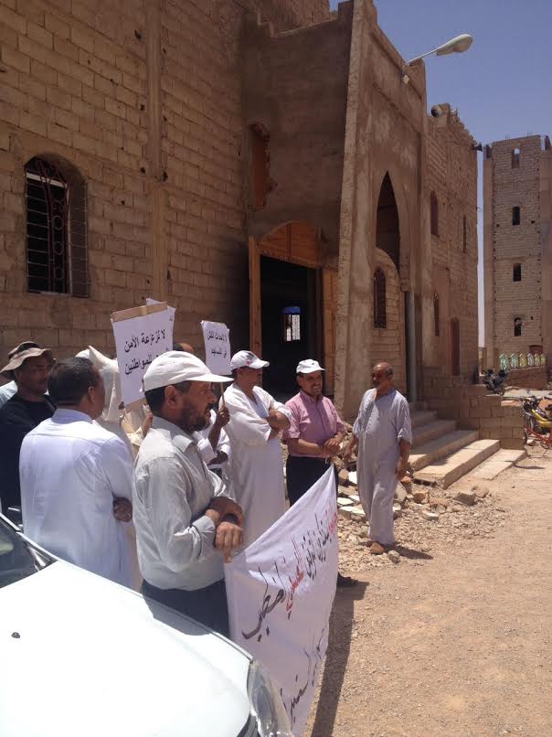 الرشيدية :سكان حي الواحة يواصلون رفضهم لخطيب الأوقاف؟؟