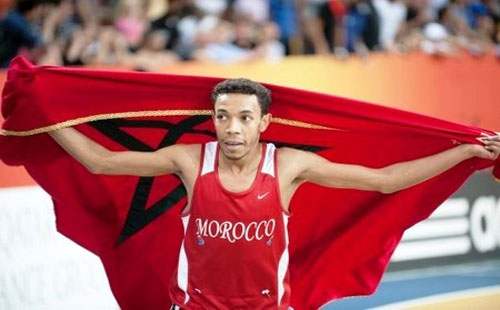 العداء المغربي عبد العاطي إيكيدير يحصد برونزية 1500 متر ببكين