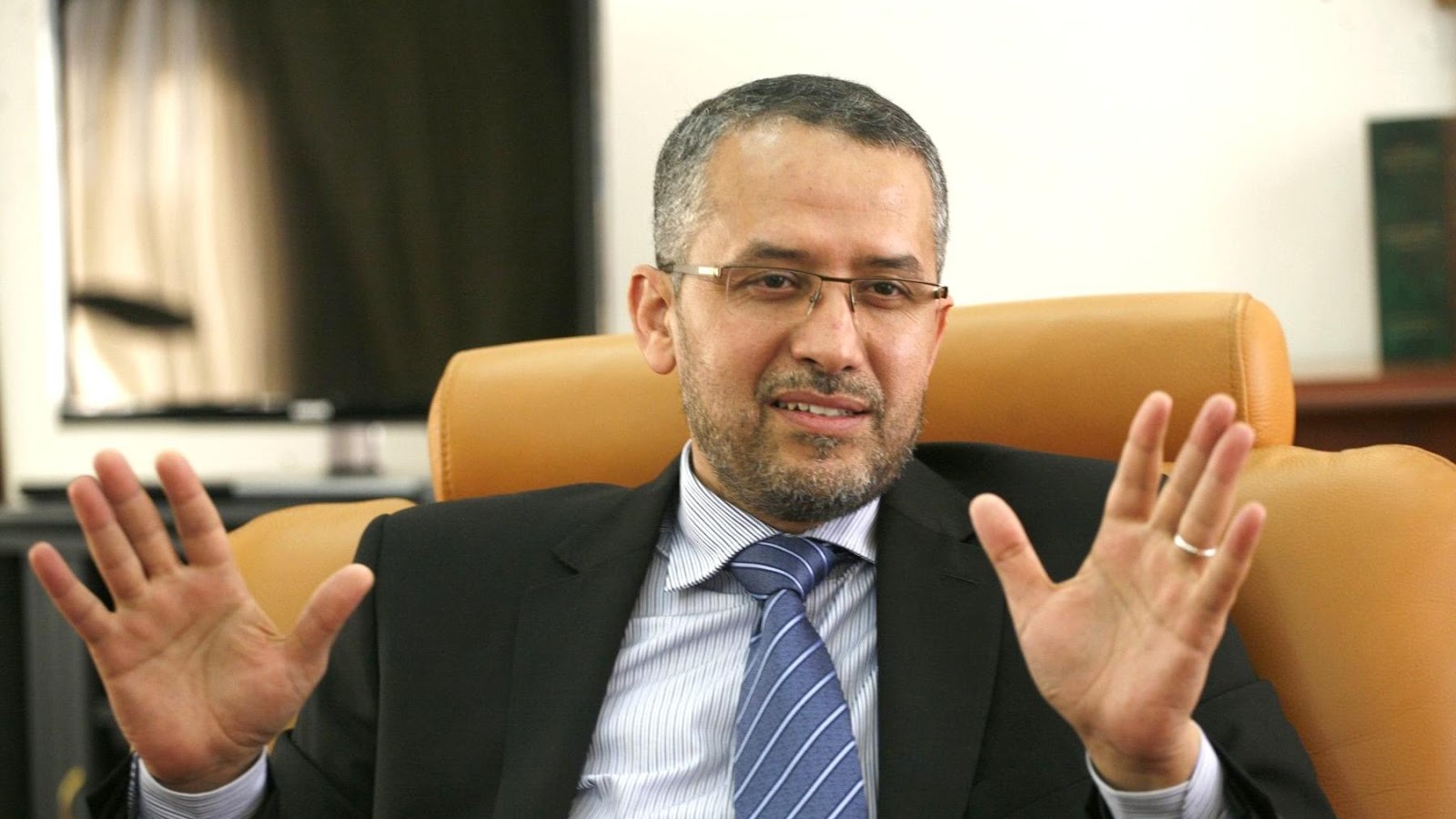 بعد البلوكاج…. الشوباني يدعو إلى تشكيل حكومة أقلية مدعومة من قبل الشعب