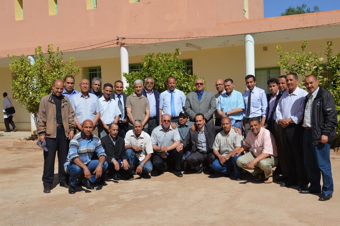 مدير الاكاديمية في لقاء تواصلي مع الفريق المكلف باستنساخ مواضيع البكالوريا بجهة درعة تافيلالت .
