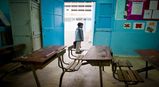 زاكورة …تلاميذ خارج أسوار المدرسة بدوار تعقيلت