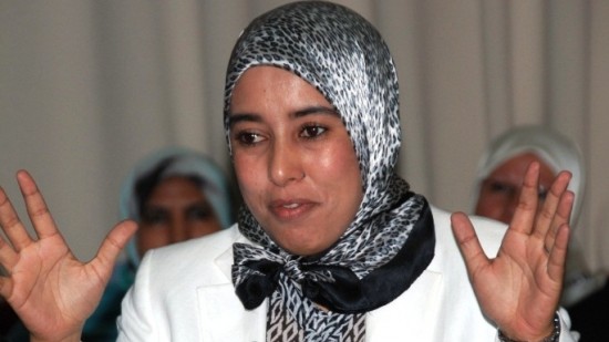 أمينة ماء العينين قائدة الثورة ضد العثماني ومعادية المنابر الإعلامية!