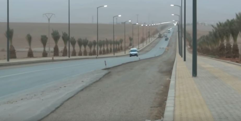 أمطار قليلة تعري واقع طريق لم تكتمل بعد بالرشيدية