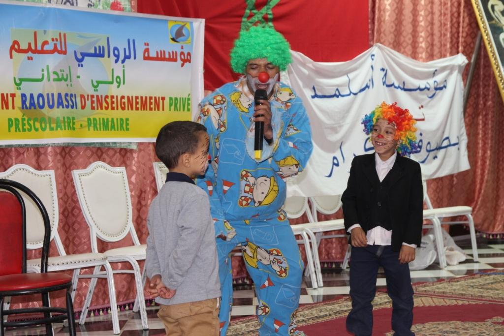 بالصور و الفيديو : مؤسسة الرواسي الخاصة …تحتفي ببراعمها و تنظم حفلا ترفيهيا مميزا بتنغير