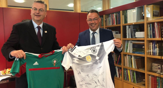 الفيفا تغرم المنتخب المغربي بسبب لقجع