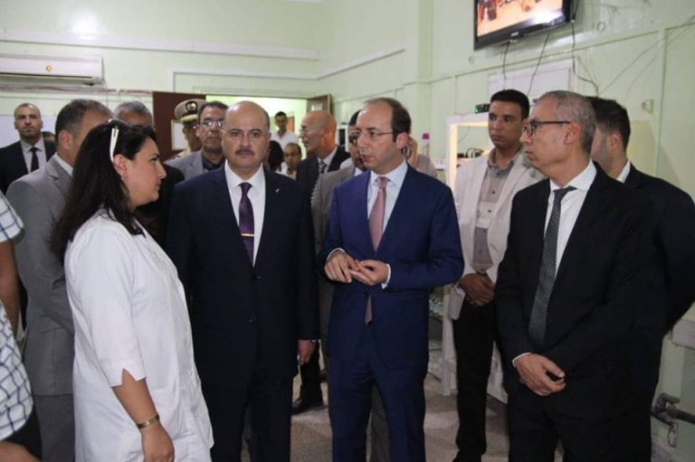 مواطنون يفضحون الواقع المزري لمستشفيات جهة درعة تافيلالت و يحرجون وزير الصحة