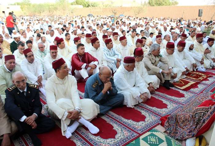 جموع المصلين يؤدون صلاة عيد الأضحى 1439 بمصلى المسيرة بالرشيدية