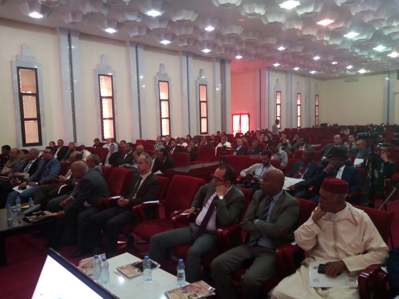 فيديو : افتتاح فعاليات النسخة الثانية من المناظرة الجهوية للصناعة التقليدية بزاكورة