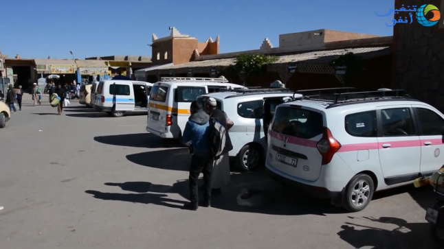 تنغير…نقابة سیارات الاجرة الكبيرة تنفي صلتها بلائحة التسعیرة الجديدة “للتنقل” المتداولة عبر منصات التواصل الإجتماعي