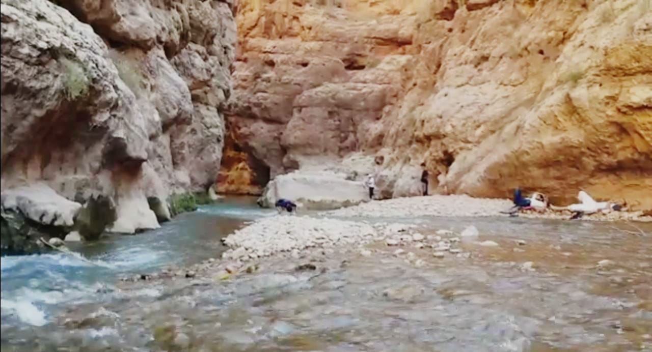 مضايق مِگِّيرْن وجهة سياحية مجهولة تنتظر الإلتفاتة