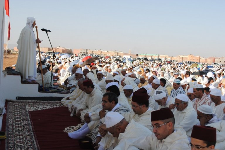 بسبب كورونا… الأوقاف تمنع صلاة العيد بالمصليات والمساجد