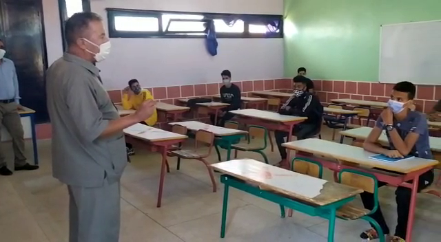 ثانوية بومالن دادس.. لقاءات تواصلية حول طريقة الدراسة المعتمدة والتدابير الاحترازية لتجنب انتشار فيروس كوفيد 19