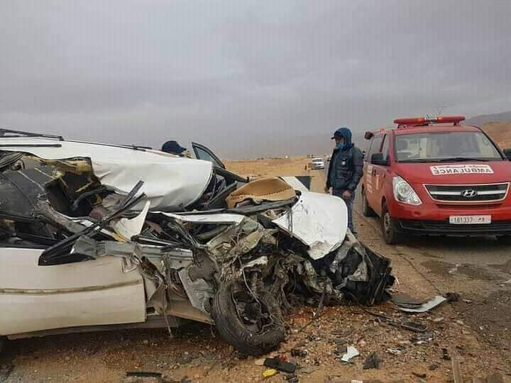 تنغير.. حادثة سير بين شاحنة وسيارة بالمدخل الشرقي للمدينة (صور)