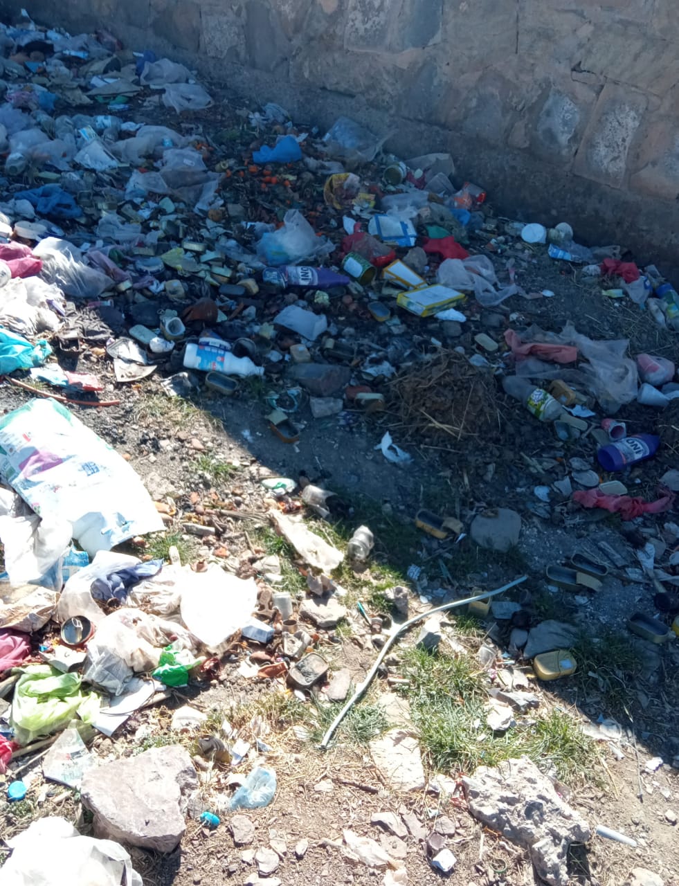 امسمرير … حقوقيون يدقون ناقوس الخطر ويطالبون بمطرح وشاحنة للأزبال