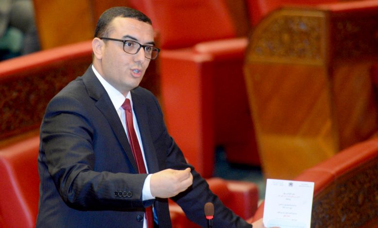 أمكراز يؤكد الحاجة إلى إعادة النظر في المقتضيات القانونية المؤطرة للتشغيل المؤقت
