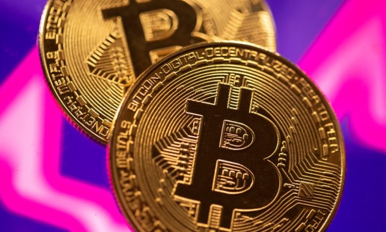 عملة “بتكوين” تنزل 7% إلى 35431.15 دولار