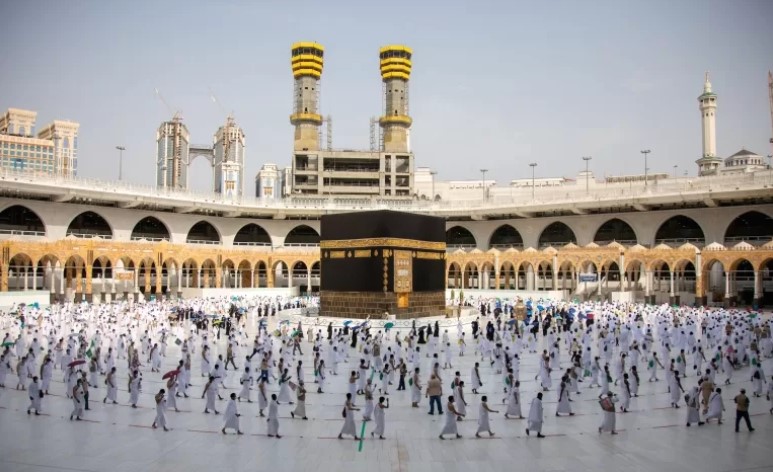 السعودية تعلن نجاح موسم الحج 1442 هـ صحيا دون إصابات بكورونا