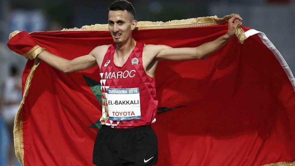 العداء البقالي يفوز بميدالية ذهبية في أولمبياد طوكيو