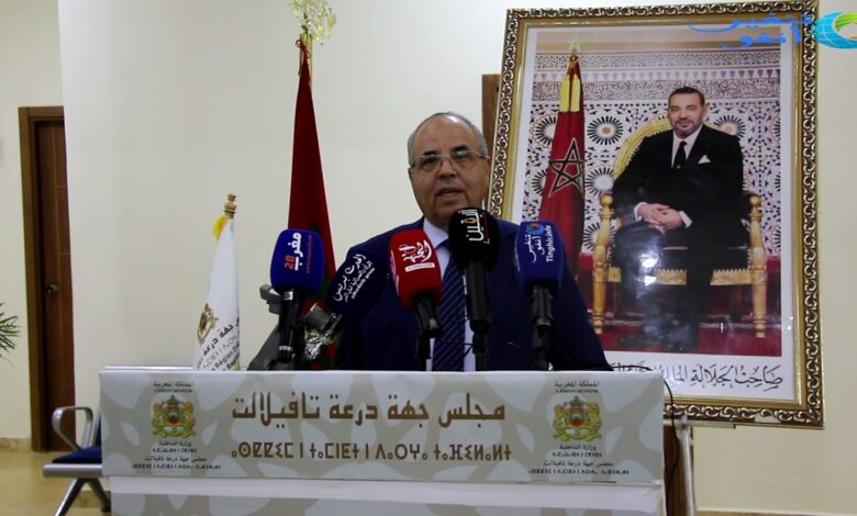موظف بعمالة الرشيدية يهين صحفيين في نشاط لمؤسسة الجهة