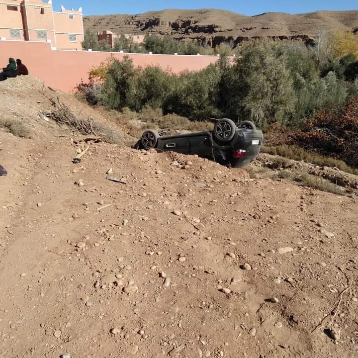 بومالن دادس … حادثة سير خطيرة تخلف خسائر مادية بدوار جيدا جماعة أيت يول