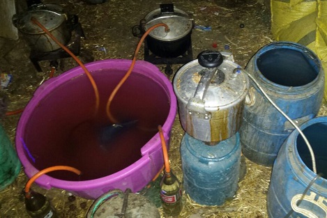 قلعة امگونة.. درك المدينة يُفلح في إيقاف أحد مروجي مسكر الماحيا