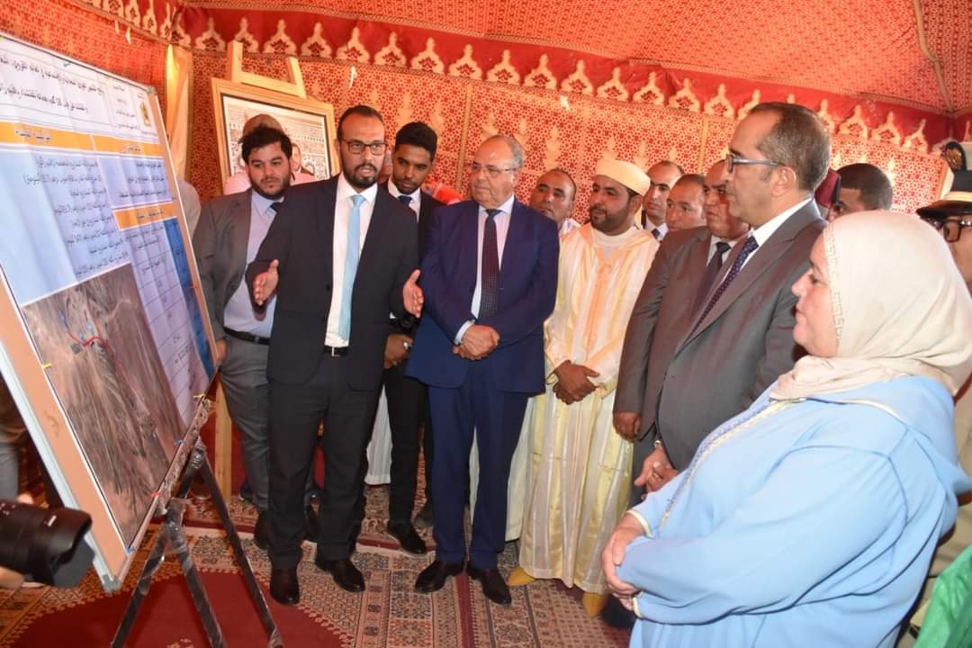 رئيس الجهة يشارك في إعطاء انطلاقة مشاريع تنموية بإقليم زاكورة