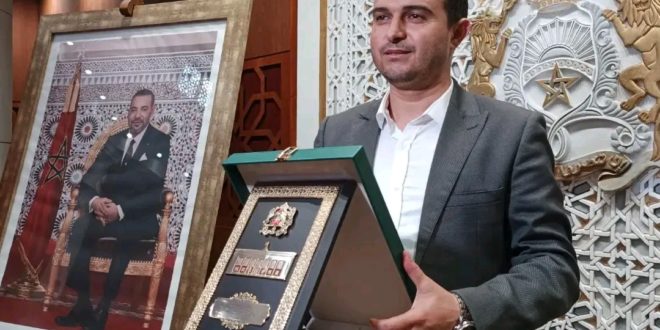 تتويج الفائزين بجائزة الصحافة البرلمانية في نسختها الثانية￼