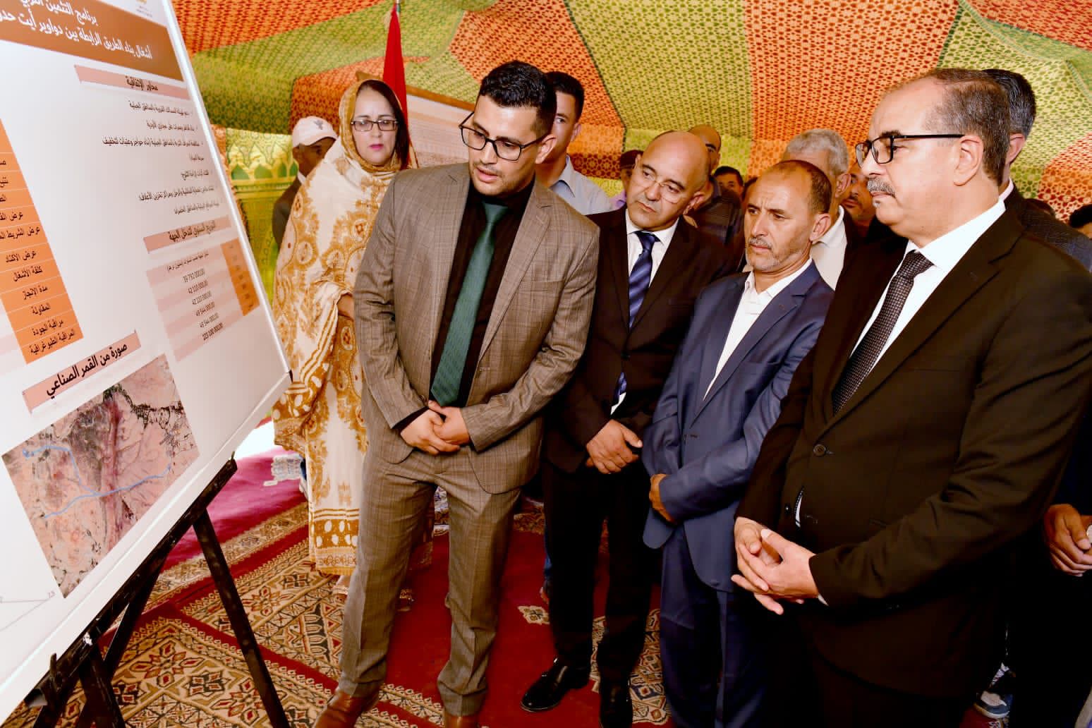 انطلاق أشغال بناء الطريق الرابطة بين ايت حدو و ٱيت رحو بمشيخة ايت حمامة بإقليم ميدلت