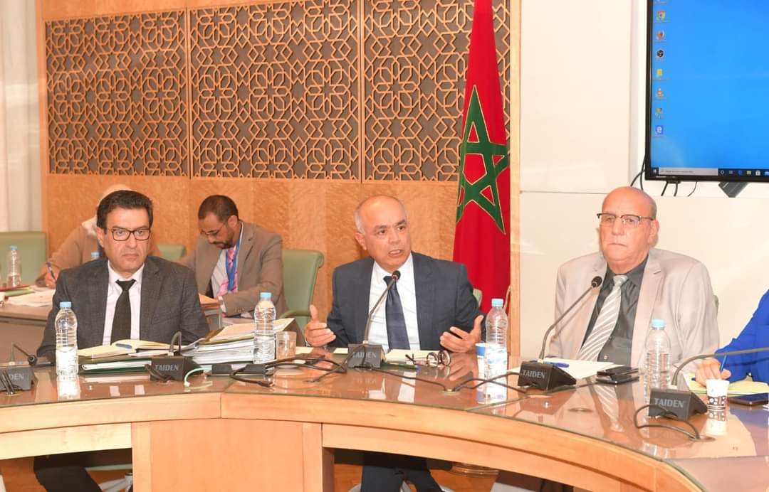 الحكومة تقر تسوية خاصة و نظاما جديدا لصرف الأجور الشهرية للأساتذة “أطر الأكاديميات”