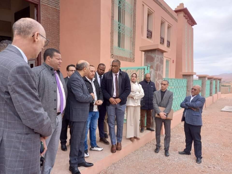عامل إقليم تنغير السيد اسماعيل هيكل في زيارة تفقدية لمشروع مجمع الصناعة التقليدية بتنغير