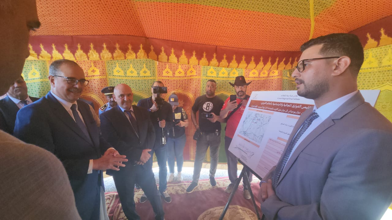 ميدلت : إعطاء انطلاقة بناء طرق على مستوى الجماعة الترابية أمرصيد