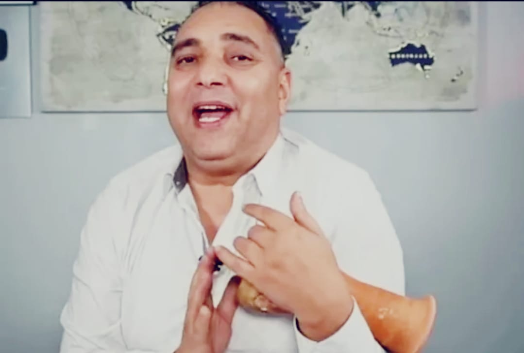 من يقف خلف اليوتيوبر ” تحفة” وخرجاته المشبوهة؟!