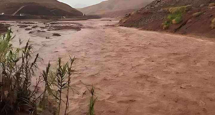السيول تودي بحياة امرأة وفقدان أخرى بوارزازات  