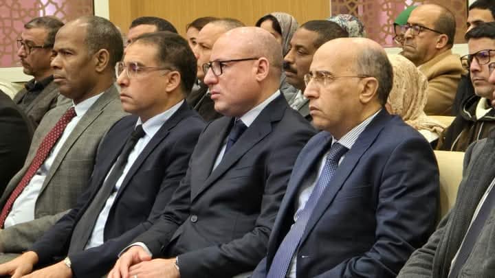 بحضور المنتخبين و فعاليات مدنية و مسؤولين ترابيين ،عمالة إقليم تنغير تواكب أعمال الدورة الثانية للمناظرات الوطنية حول الجهوية