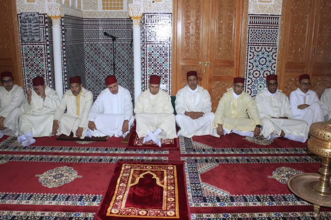 عامل إقليم تنغير يشرف على إحياء ليلة القدر المباركة بالمركب الديني بمدينة تنغير